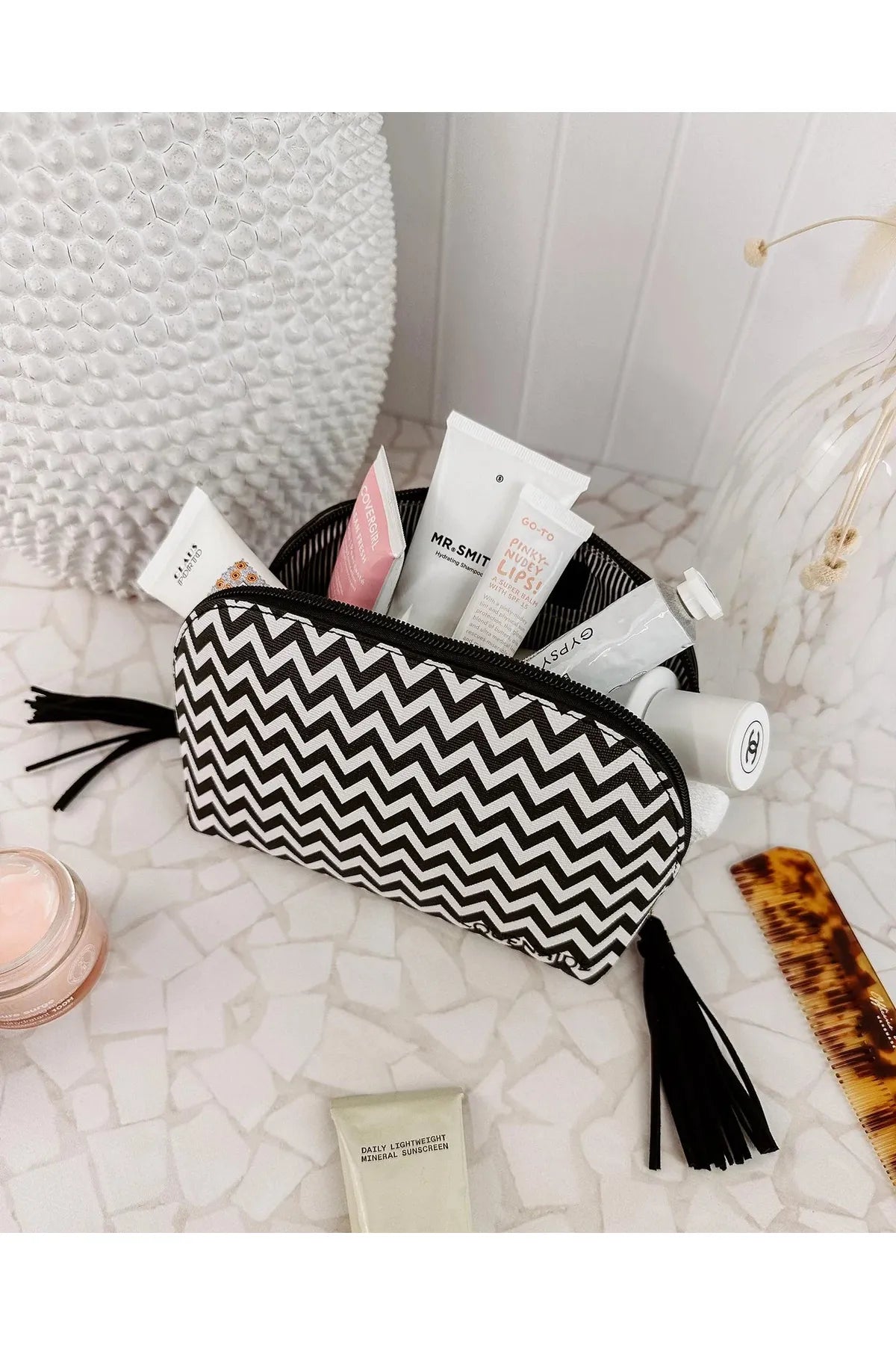 Louenhide Baby Audrey Makeup Bag Chevron Black