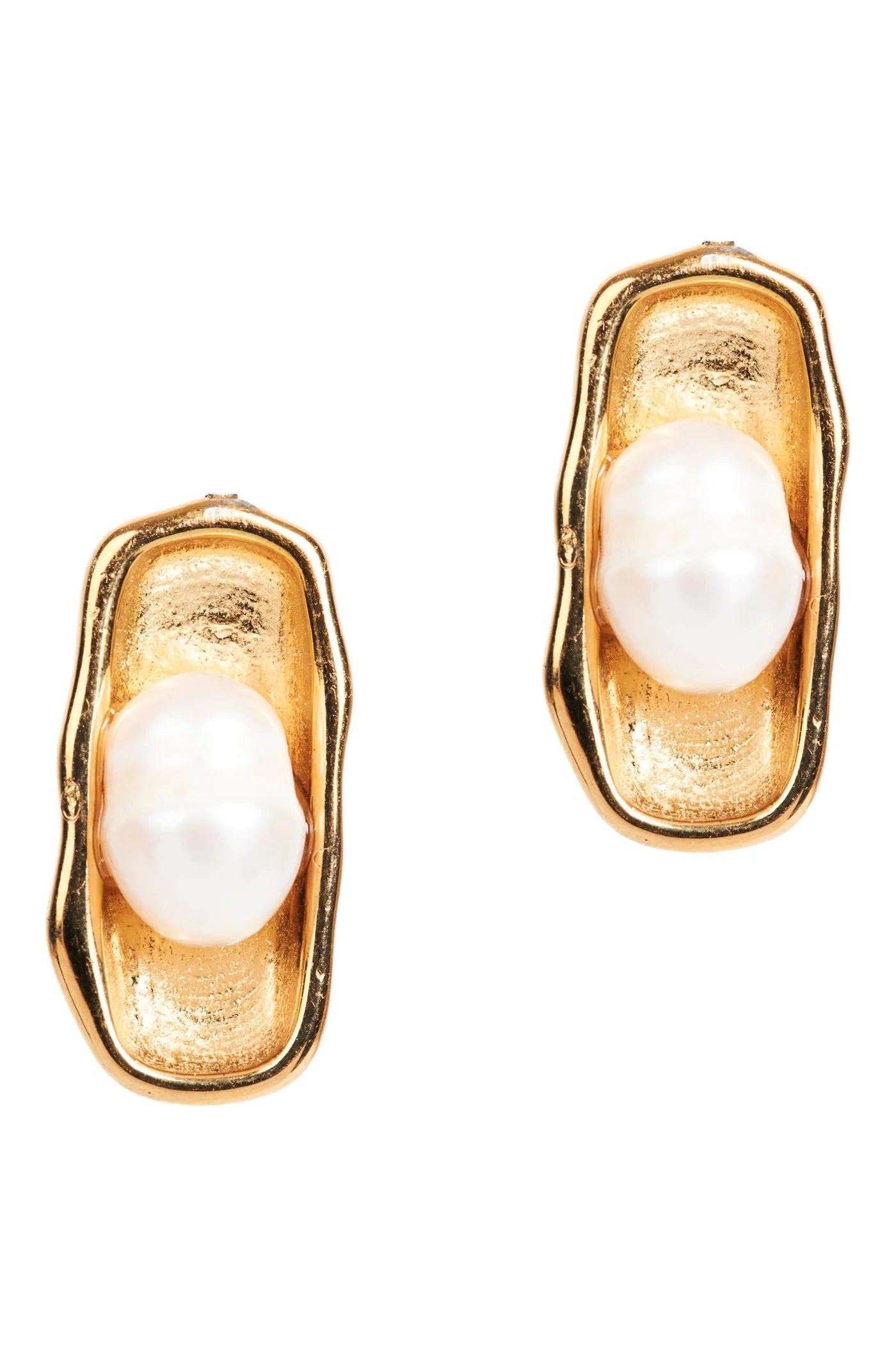 Laax Pearl Earrings Stud