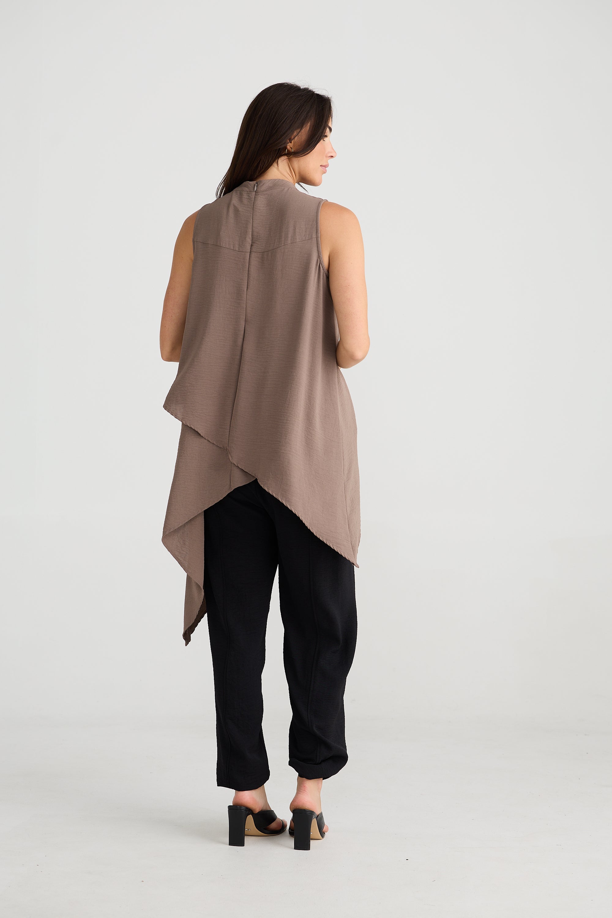 Brave and True Asymmetric Top Bark