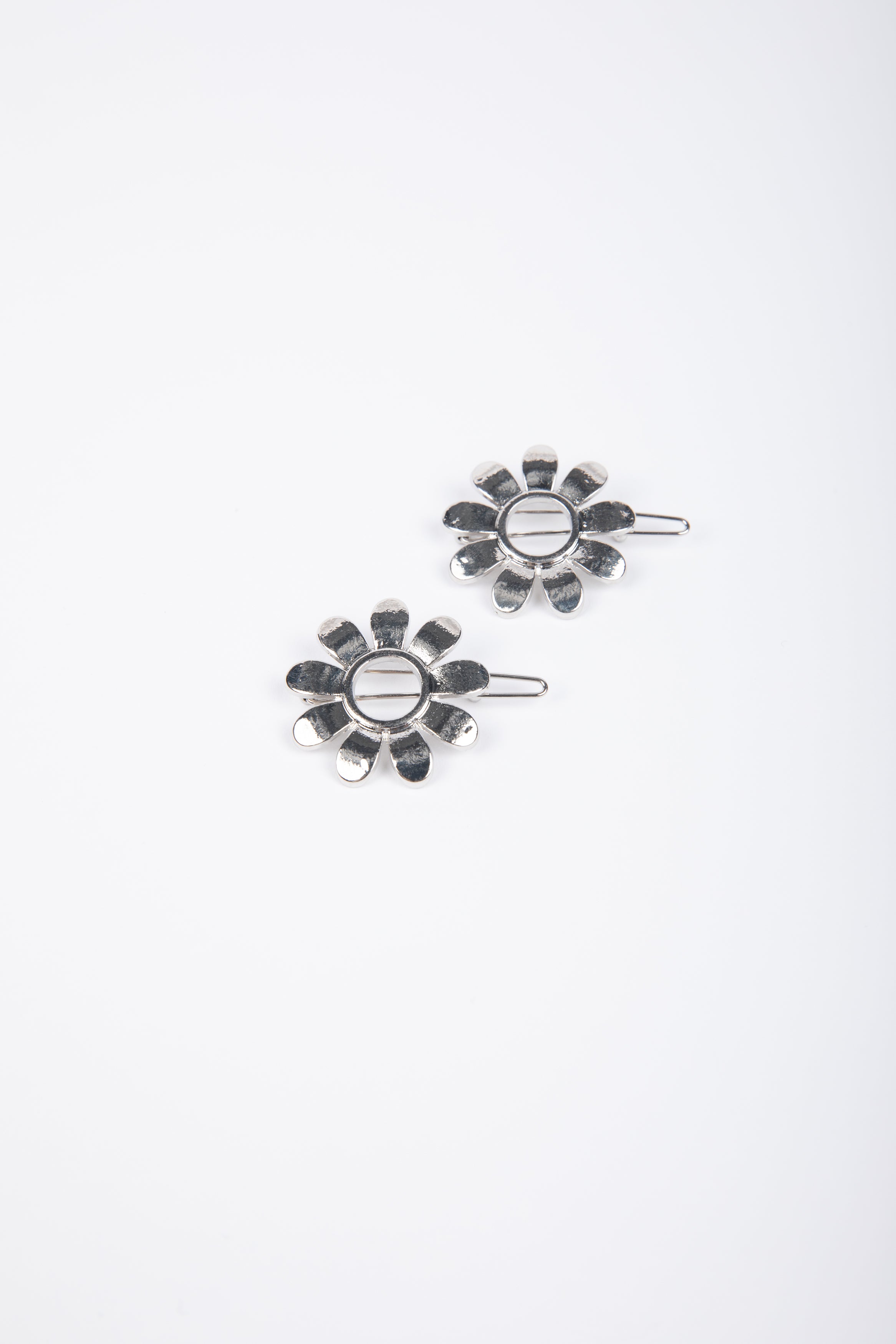 Petal Hair Clips Silver