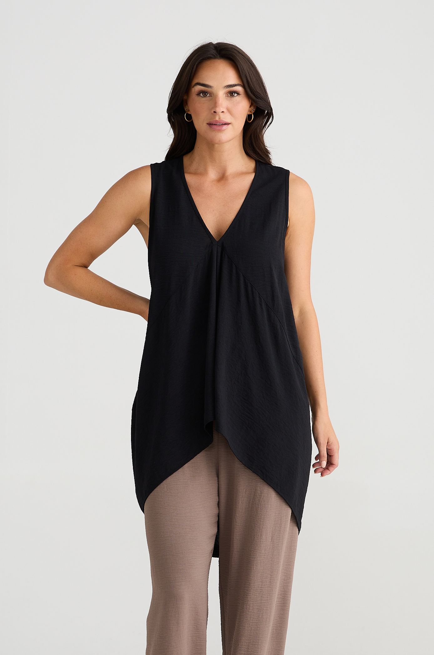 Brave and True Cantebury Top Black