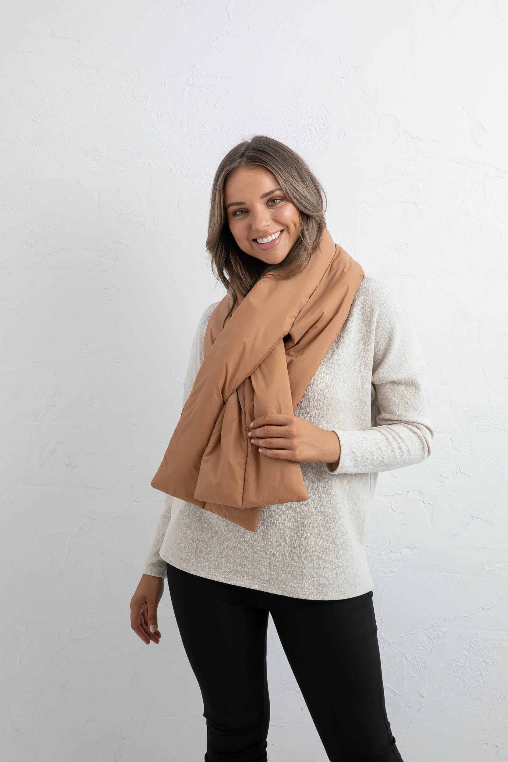 Orion Puffer Scarf Tan